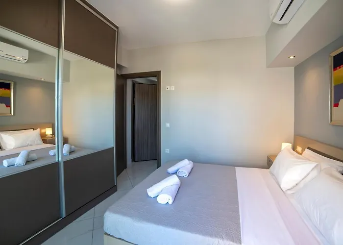 Sunshine Family * Χανιά